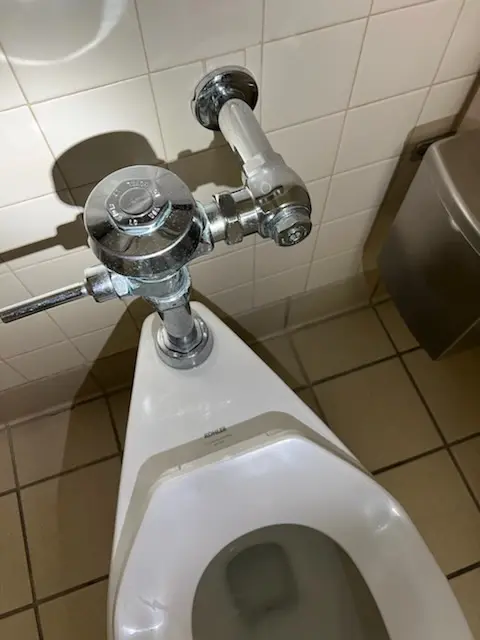 Fixture installation and repair for Repiping in Wincoma